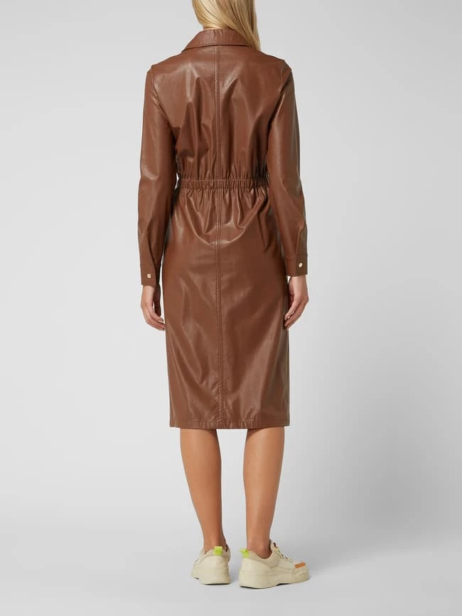 Blitzangebot 🛒 Pennyblack Hemdblusenkleid In Leder-Optik Modell 'Guardia' - Cognac 😀 – Bild 4