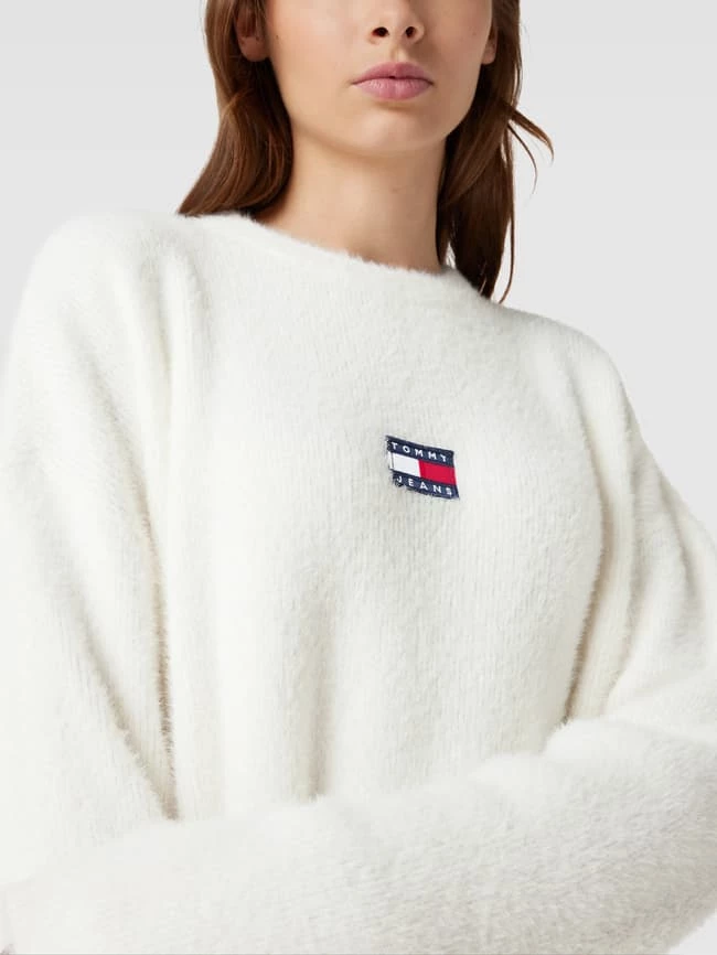 Großhandel 🌟 Tommy 👖 Jeans Knielanges Kleid Mit Label-Patch - Offwhite 🌟 – Bild 3