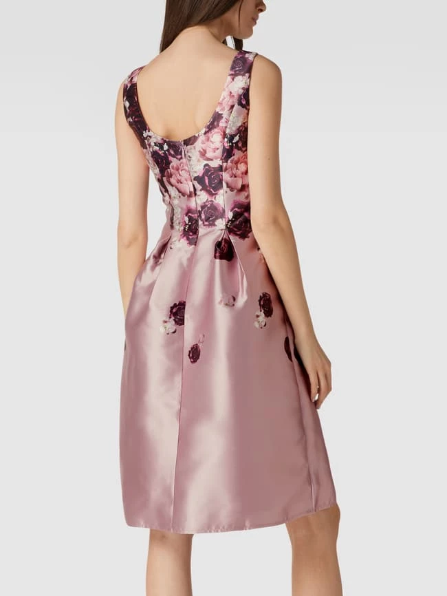 Neu ⭐ CHI CHI London Cocktailkleid Mit Floralem Muster - Rosé 😀 – Bild 5