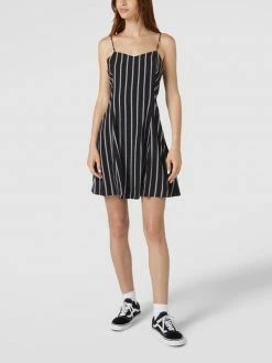 Rabatt 🛒 REVIEW Minikleid Mit Floralem Allover-Muster - Schwarz 🥰